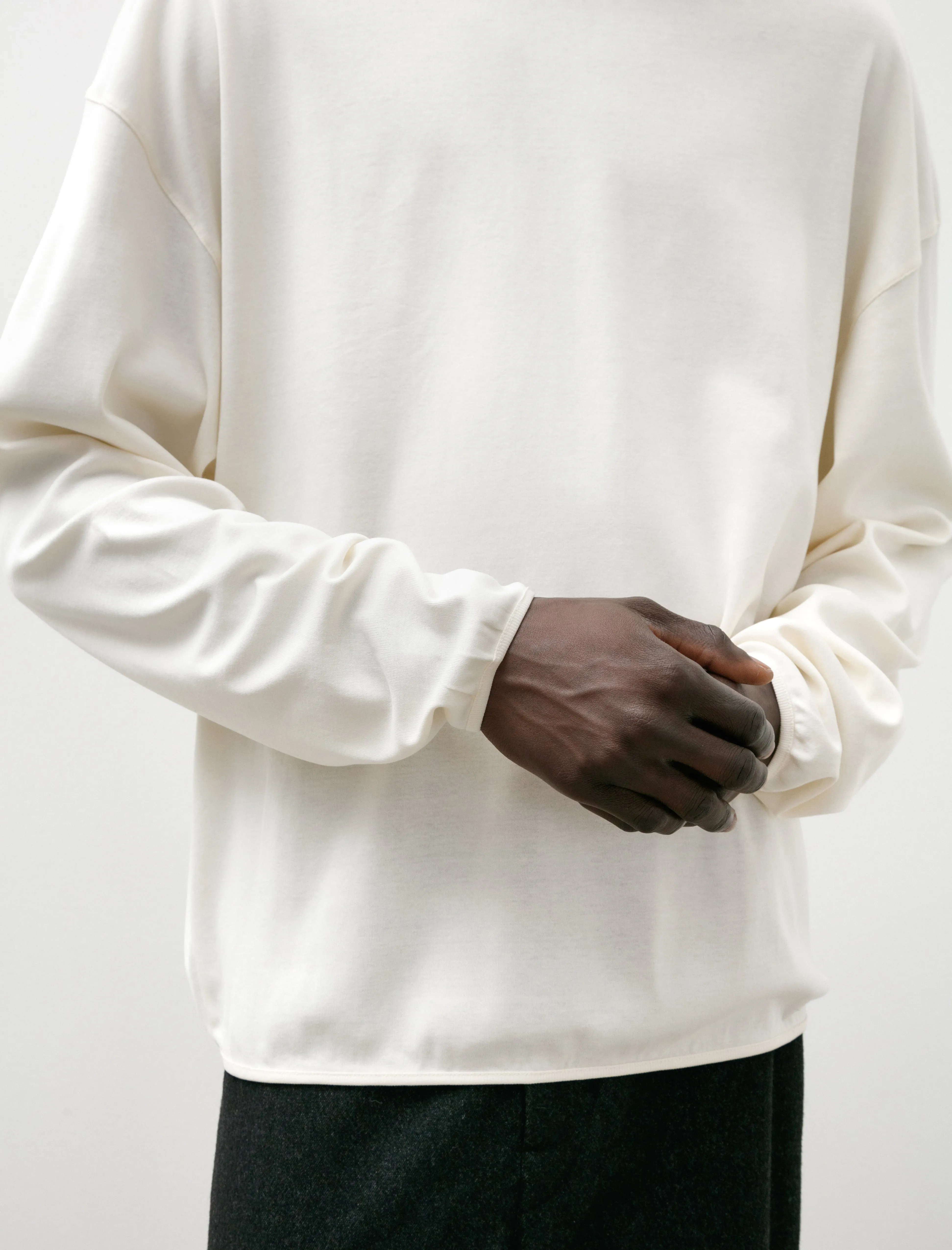 LS Relaxed Tee Light Cream