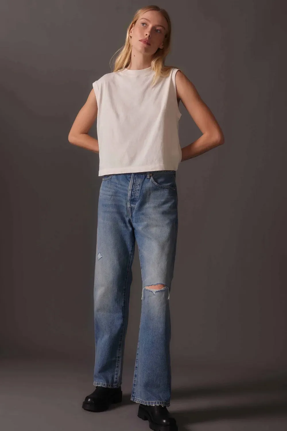 RELAXED MUSCLE TEE